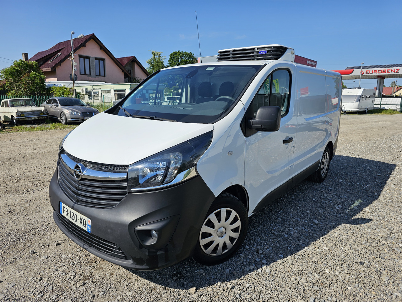 Opel VIVARO CHLODNIA CARRIER+230V KLIMA NAVI EURO6 - Hladilno vozilo: slika 5 Opel VIVARO CHLODNIA CARRIER+230V KLIMA NAVI EURO6 - Hladilno vozilo: slika 5