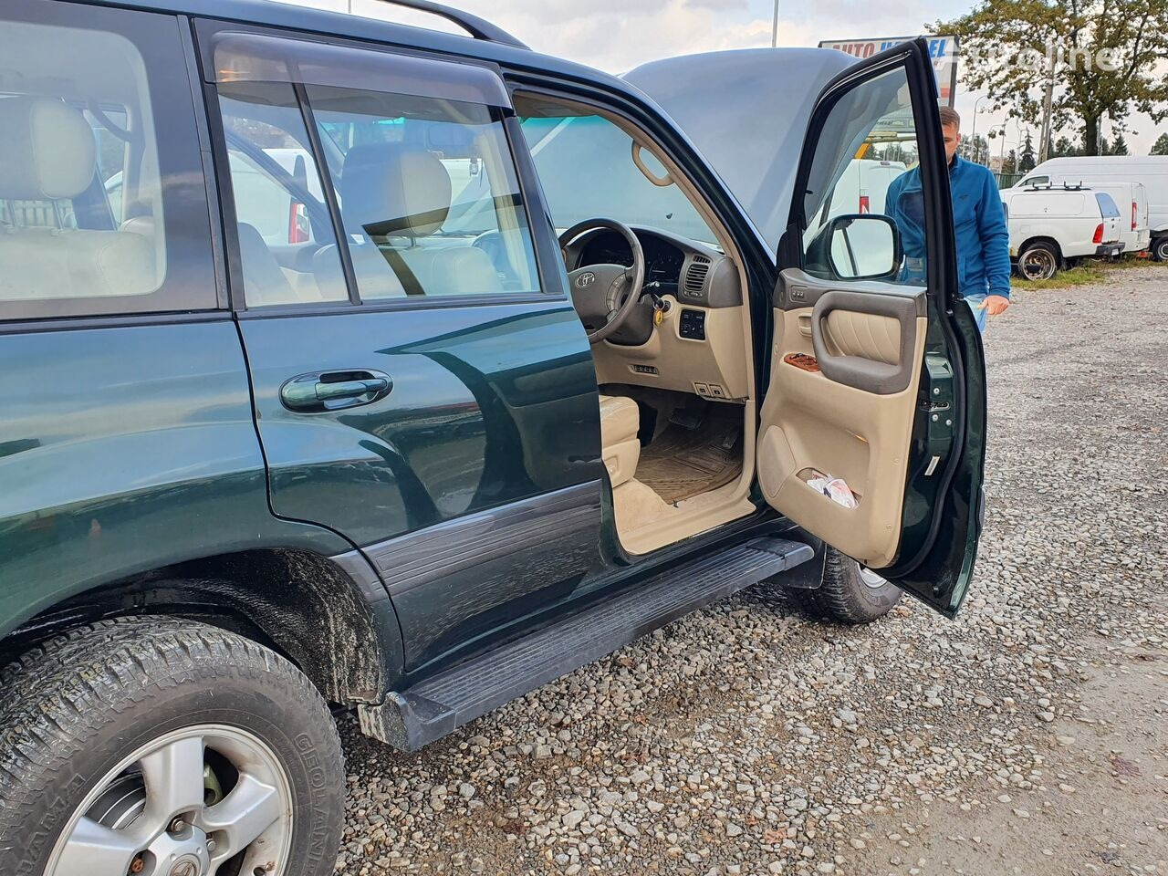 Toyota LAND CRUISER 100 4,2 TD KLIMA 7 OSOB - Avtomobil: slika 4 Toyota LAND CRUISER 100 4,2 TD KLIMA 7 OSOB - Avtomobil: slika 4