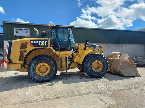 2016 Cat 966M - Kolesni nakladalec: slika 2 2016 Cat 966M - Kolesni nakladalec: slika 2