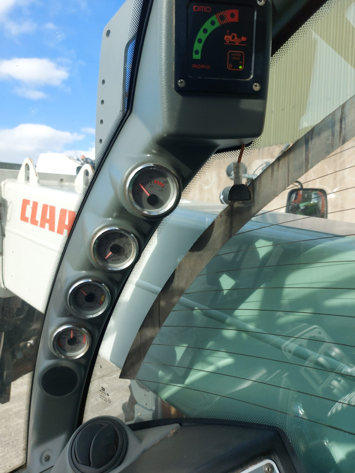 Gradbeni stroj Claas Scorpion 7044: slika 28