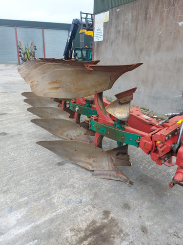 Kverneland ES 100-200-28 - Plug: slika 1 Kverneland ES 100-200-28 - Plug: slika 1