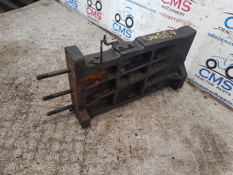 Case 5120, 5130, 5150, 5220 Rail Support Lh 1531065c1, T104004 - Vzmetenje kabine: slika 4 Case 5120, 5130, 5150, 5220 Rail Support Lh 1531065c1, T104004 - Vzmetenje kabine: slika 4