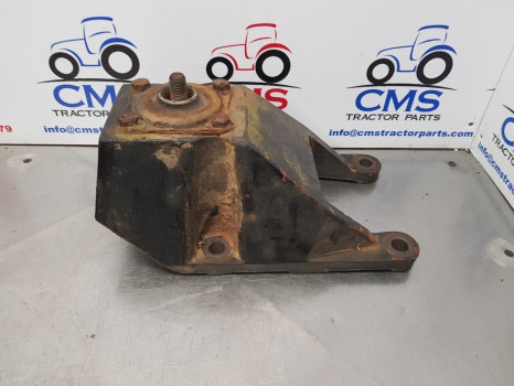 Case 5140, 5120, 5130, 5150, 5220, 5250, Cab Support Mounts 1531800c1 - Vzmetenje kabine: slika 1 Case 5140, 5120, 5130, 5150, 5220, 5250, Cab Support Mounts 1531800c1 - Vzmetenje kabine: slika 1