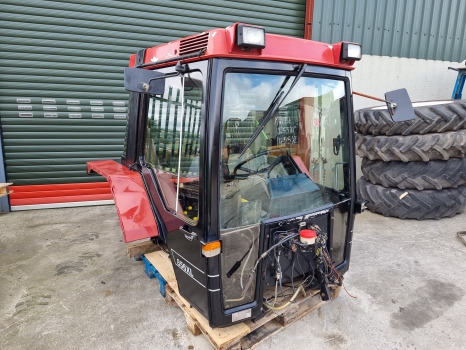 Case International 856xl, 956xl, 1056xl Complete Cab Xl, Cab N56 - Kabina: slika 2 Case International 856xl, 956xl, 1056xl Complete Cab Xl, Cab N56 - Kabina: slika 2