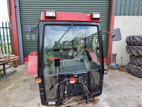 Case International 856xl, 956xl, 1056xl Complete Cab Xl, Cab N56 - Kabina: slika 4 Case International 856xl, 956xl, 1056xl Complete Cab Xl, Cab N56 - Kabina: slika 4