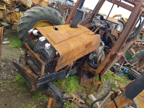 Case International 895xl Front, Rear Axle, Engine, Transmission, Pto Parts - Motor: slika 1 Case International 895xl Front, Rear Axle, Engine, Transmission, Pto Parts - Motor: slika 1