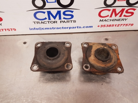 Case Maxxum 5120, 5140, 5130, 5240 Cab Front Support Damper Pair 1533773c1 - Vzmetenje kabine: slika 2 Case Maxxum 5120, 5140, 5130, 5240 Cab Front Support Damper Pair 1533773c1 - Vzmetenje kabine: slika 2