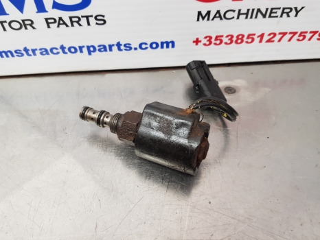 Case Maxxum 5140, Case 5000, Magnum Series, Solenoid Valve 1971474c3 - Senzor: slika 1 Case Maxxum 5140, Case 5000, Magnum Series, Solenoid Valve 1971474c3 - Senzor: slika 1