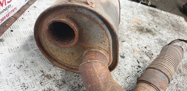 Claas Ares 836, 696, 616, 826, 720 Exhaust Box Silencer 7700042338 - Dušilec za Traktor: slika 5 Claas Ares 836, 696, 616, 826, 720 Exhaust Box Silencer 7700042338 - Dušilec za Traktor: slika 5