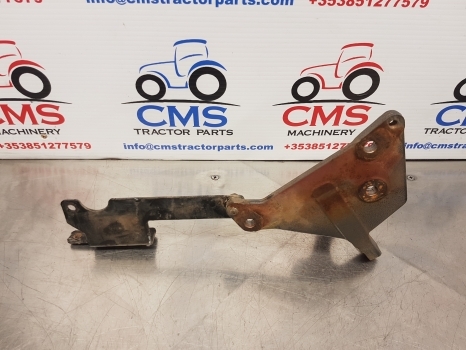 Claas Arion 640, 600 Hexashift, Cmatic Egr Support 0011469870, 11469870 - Motor in deli za Traktor: slika 4 Claas Arion 640, 600 Hexashift, Cmatic Egr Support 0011469870, 11469870 - Motor in deli za Traktor: slika 4