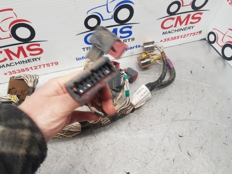Claas Arion 640 Cab Wiring Loom 0022371370, 0022371372, 22371370, 22371372 - Kabli/ Žični kabel za Traktor: slika 3 Claas Arion 640 Cab Wiring Loom 0022371370, 0022371372, 22371370, 22371372 - Kabli/ Žični kabel za Traktor: slika 3