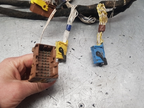 Claas Arion, Axion 640 Cab Wiring Loom Main 0022469930, 0026075290, - Kabli/ Žični kabel za Traktor: slika 3 Claas Arion, Axion 640 Cab Wiring Loom Main 0022469930, 0026075290, - Kabli/ Žični kabel za Traktor: slika 3