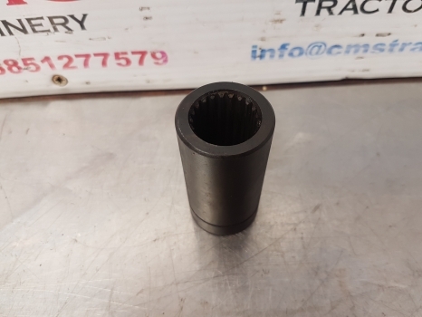 Claas Axos 340 Cx, Ceres, Ergos, Celtis Pto Drive Shaft Coupling 0011119641 - Polosovina za Traktor: slika 1 Claas Axos 340 Cx, Ceres, Ergos, Celtis Pto Drive Shaft Coupling 0011119641 - Polosovina za Traktor: slika 1