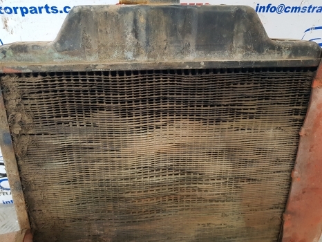 David Brown Case 1390, 1290, 1294 Cooling Radiator,cowl K300103, K262827 - Hladilnik motorja za Traktor: slika 5 David Brown Case 1390, 1290, 1294 Cooling Radiator,cowl K300103, K262827 - Hladilnik motorja za Traktor: slika 5