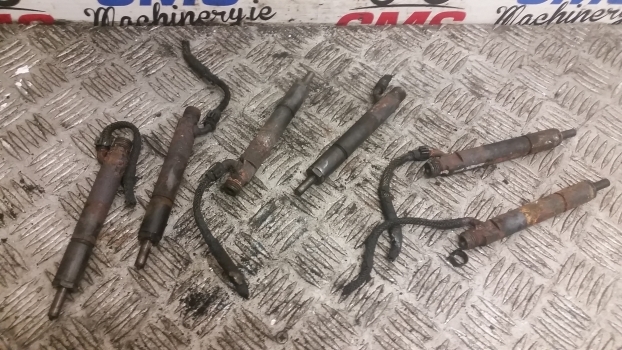 Deutz Agrotron 6.15 Set Of Fuel Injectors For Parts 04800147 - Injektor za Traktor: slika 2 Deutz Agrotron 6.15 Set Of Fuel Injectors For Parts 04800147 - Injektor za Traktor: slika 2