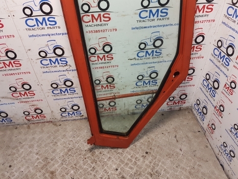 Fiat 160-90dt, 180-90dt, 140-90dt Super Confort Cab Door Rhs 5130873, 5124414 - Vrata in deli za Traktor: slika 3 Fiat 160-90dt, 180-90dt, 140-90dt Super Confort Cab Door Rhs 5130873, 5124414 - Vrata in deli za Traktor: slika 3