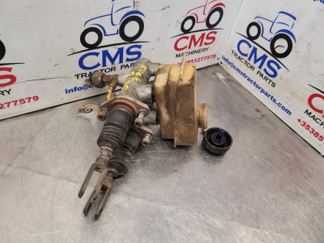 Fiat F Series F120, F130, F140 Brake Master Cylinder 5145630, 5145631, 82003369 - Zavorni cilinder za Kmetijski stroj: slika 2 Fiat F Series F120, F130, F140 Brake Master Cylinder 5145630, 5145631, 82003369 - Zavorni cilinder za Kmetijski stroj: slika 2