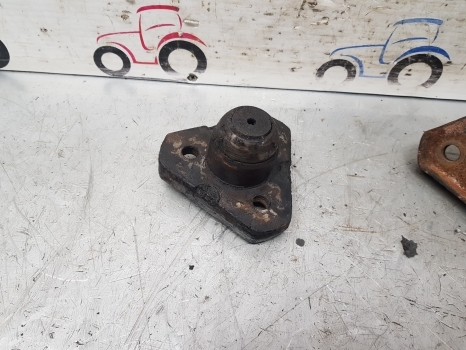 Sprednja os za Traktor Ford 10 Ser 7810 Carraro Front Axle King Pin Pair Top, Bottom Car115729, 115729: slika 6