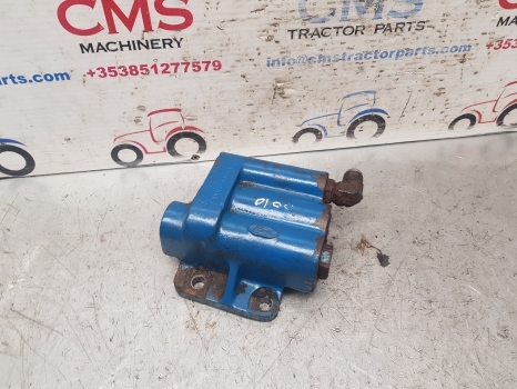 Ford 10 Series 5610 Priority Valve E4nnk846aa; E4nnr947fa; E0nnr947bb; 83949225 - Hidravlični ventil za Traktor: slika 4 Ford 10 Series 5610 Priority Valve E4nnk846aa; E4nnr947fa; E0nnr947bb; 83949225 - Hidravlični ventil za Traktor: slika 4