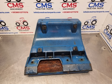 Ford 10, Tw,30 Series Q Cab Container Tool Box Assy D8nn94461n09ba - Kabina in notranjost: slika 4 Ford 10, Tw,30 Series Q Cab Container Tool Box Assy D8nn94461n09ba - Kabina in notranjost: slika 4