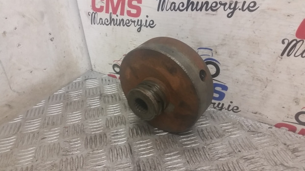 Ford 200, 1000, 100, 600, 700 Series Pto Clutch Pack D5nnn707a - Sklopka in deli: slika 4 Ford 200, 1000, 100, 600, 700 Series Pto Clutch Pack D5nnn707a - Sklopka in deli: slika 4