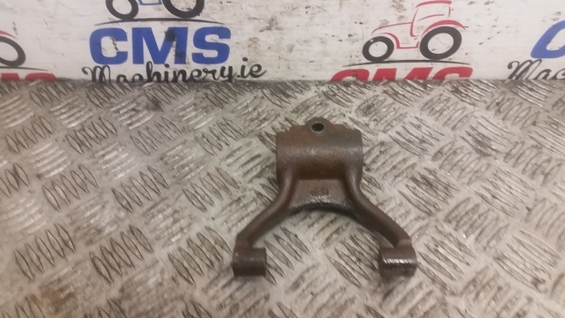 Ford 2600, 3600, 2000 Rear Axle Differential Lock Fork C5nn4n053a, C7nn7n515 - Diferencialni menjalnik za Traktor: slika 5 Ford 2600, 3600, 2000 Rear Axle Differential Lock Fork C5nn4n053a, C7nn7n515 - Diferencialni menjalnik za Traktor: slika 5