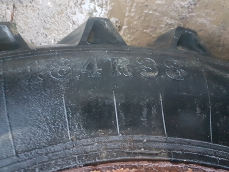 Ford 30, Tw, 40 Series Tw15, 8530, Tw20 Rear Adjustable Wheel Ant Tyre 18.4r38 - Kompletno kolo za Traktor: slika 4 Ford 30, Tw, 40 Series Tw15, 8530, Tw20 Rear Adjustable Wheel Ant Tyre 18.4r38 - Kompletno kolo za Traktor: slika 4