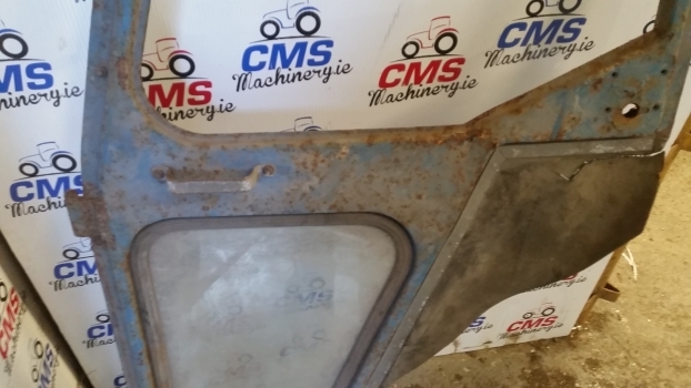 Vrata in deli za Traktor Ford 3600 Ford Cab Door Right. Please Check By Photos.: slika 7