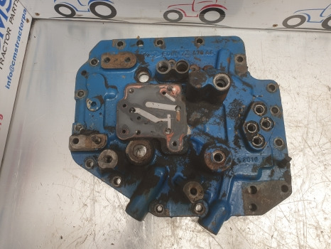 Ford 40 Series Transmission Control Cover F0nn7z479ag, 81871981,f0nn7z479af - Transmission: slika 2 Ford 40 Series Transmission Control Cover F0nn7z479ag, 81871981,f0nn7z479af - Transmission: slika 2