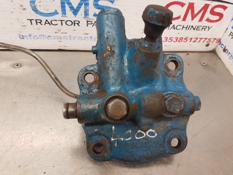Ford 4000, 4110, 4400, 4410 Hydraulic Flow Control Valve C5nnn982b, 81802242 - Hidravlični ventil za Traktor: slika 2 Ford 4000, 4110, 4400, 4410 Hydraulic Flow Control Valve C5nnn982b, 81802242 - Hidravlični ventil za Traktor: slika 2