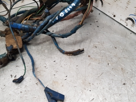 Ford 4600 Frame Wiring Loom D5nn14a103l Check The Pictures - Kabli/ Žični kabel za Traktor: slika 3 Ford 4600 Frame Wiring Loom D5nn14a103l Check The Pictures - Kabli/ Žični kabel za Traktor: slika 3