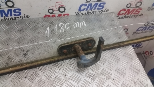 Ford 4610, 5610 10 Series Lp Cab Front Glass Windscreen 83956746, E3nn9403102bb - Vetrobransko steklo za Traktor: slika 2 Ford 4610, 5610 10 Series Lp Cab Front Glass Windscreen 83956746, E3nn9403102bb - Vetrobransko steklo za Traktor: slika 2