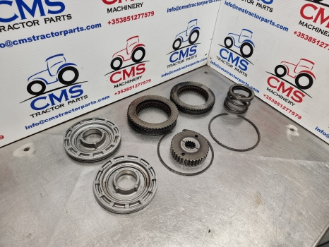 Ford 4630, 30 Series, Clutch Plate, Disc And Hub 86604372, K3660623692 - Sklopka in deli: slika 2 Ford 4630, 30 Series, Clutch Plate, Disc And Hub 86604372, K3660623692 - Sklopka in deli: slika 2