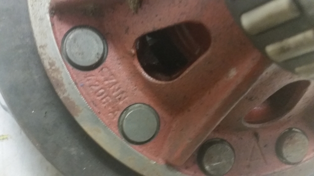 Ford 5000, 7000, 4000 Bevel Crown Gear (45t) And Differntial Assembly C7nn4206a - Diferencialni menjalnik za Traktor: slika 5 Ford 5000, 7000, 4000 Bevel Crown Gear (45t) And Differntial Assembly C7nn4206a - Diferencialni menjalnik za Traktor: slika 5