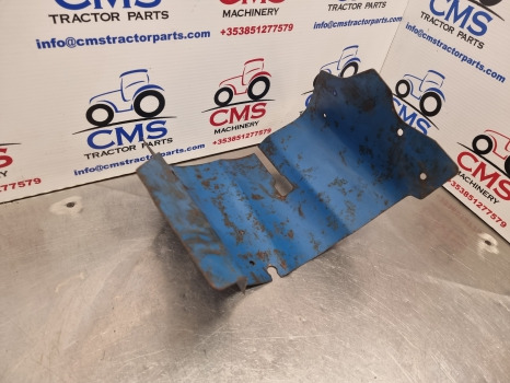 Ford 5000, 7000 Steering Column Cover - Kabina in notranjost: slika 5 Ford 5000, 7000 Steering Column Cover - Kabina in notranjost: slika 5