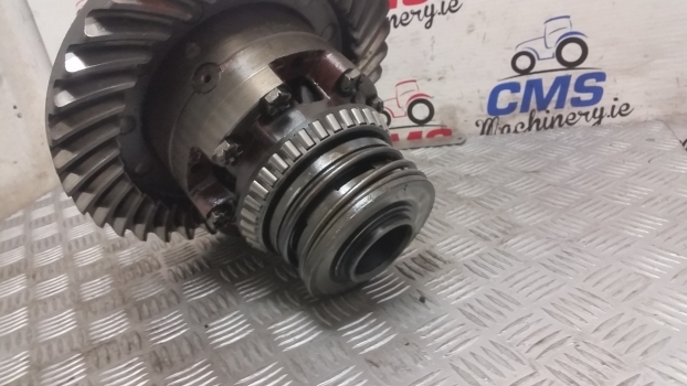 Ford 5000 Rear Bevel Gear (37:6) 81824192 And Differential C7nn4206a, 81816247 - Diferencialni menjalnik za Traktor: slika 4 Ford 5000 Rear Bevel Gear (37:6) 81824192 And Differential C7nn4206a, 81816247 - Diferencialni menjalnik za Traktor: slika 4