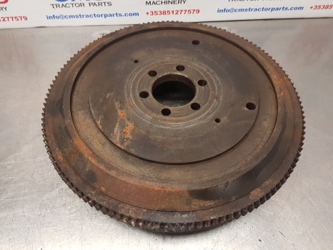 Ford 550, 10, 30 Series 4610 Ap Engine Flywheel 83933422, C5ne6375bc - Vztrajnik za Bager nakladalec: slika 2 Ford 550, 10, 30 Series 4610 Ap Engine Flywheel 83933422, C5ne6375bc - Vztrajnik za Bager nakladalec: slika 2