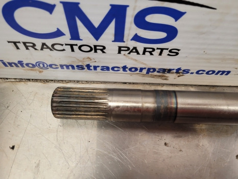 Ford 6810, 7610, 7710, 7810, 7910 Carraro Front Axle Drive Shaft Car121566, Car140960 - Sprednja os: slika 2 Ford 6810, 7610, 7710, 7810, 7910 Carraro Front Axle Drive Shaft Car121566, Car140960 - Sprednja os: slika 2