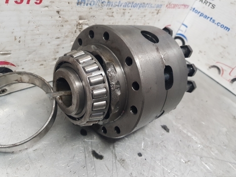 Ford 7840, 10, 40, Lb, Tlb Front Axle Differential Box Assy 9968055, 85827068 - Diferencialni menjalnik za Kmetijski stroj: slika 2 Ford 7840, 10, 40, Lb, Tlb Front Axle Differential Box Assy 9968055, 85827068 - Diferencialni menjalnik za Kmetijski stroj: slika 2