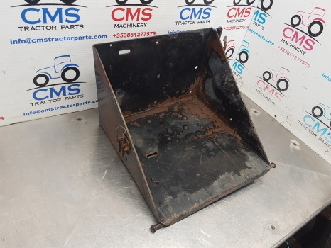 Ford 7840, 8240, 8340, 6640 Battery Tray Assy F0nn10n655ab11b, F0nn10723de11m - Vzmetenje kabine: slika 2 Ford 7840, 8240, 8340, 6640 Battery Tray Assy F0nn10n655ab11b, F0nn10723de11m - Vzmetenje kabine: slika 2