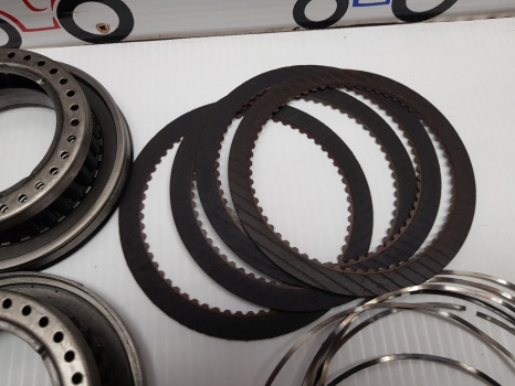 Ford New Holland 40 Series,ts,8240 Transmission Clutch Plate, Friction Disc Kit - Lamela sklopke za Traktor: slika 4 Ford New Holland 40 Series,ts,8240 Transmission Clutch Plate, Friction Disc Kit - Lamela sklopke za Traktor: slika 4