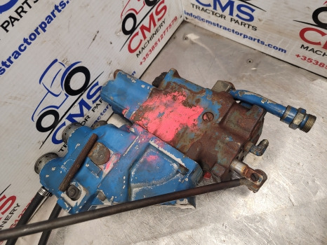 Ford New Holland Ts, 60, 10, 30, Tw, 40 Hydraulic Spool Valve Assy E9nnb950bb - Hidravlika: slika 4 Ford New Holland Ts, 60, 10, 30, Tw, 40 Hydraulic Spool Valve Assy E9nnb950bb - Hidravlika: slika 4