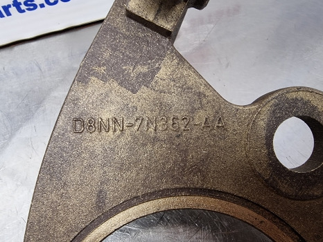 Ford Tw5, Tw15, Tw20, Tw25, Tw30, 8530 Transmission Selector Fork D8nn7n362aa - Transmission: slika 4 Ford Tw5, Tw15, Tw20, Tw25, Tw30, 8530 Transmission Selector Fork D8nn7n362aa - Transmission: slika 4