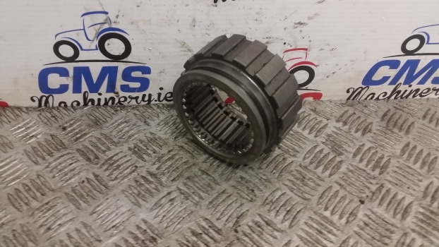 Ford Tw5 - Tw35, 8530 - 8730, Tw, 30 Series Coupling Sliding Gear E2nn7106ba - Transmission: slika 2 Ford Tw5 - Tw35, 8530 - 8730, Tw, 30 Series Coupling Sliding Gear E2nn7106ba - Transmission: slika 2