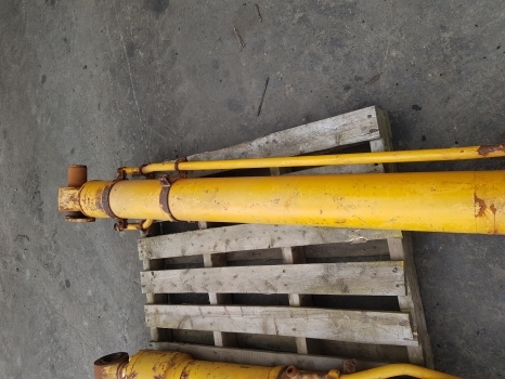 Hyundai 160lc7, R180lc7, R160lc7a Hydraulic Boom Arm Ram Cylinder 31n5-50131 - Hidravlični cilinder za Traktor: slika 2 Hyundai 160lc7, R180lc7, R160lc7a Hydraulic Boom Arm Ram Cylinder 31n5-50131 - Hidravlični cilinder za Traktor: slika 2