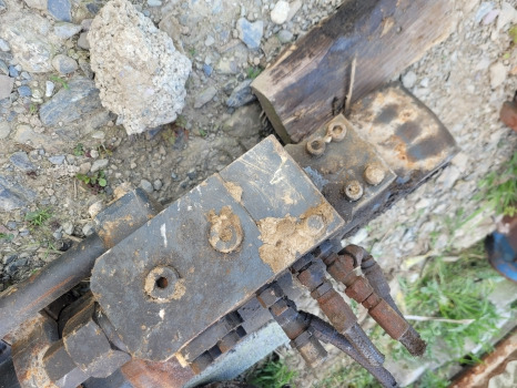 Hyundai Hx220lc Boom Lift Ram Check, Safety Lock Valve 31q6-55012gg - Hidravlika za Bager: slika 2 Hyundai Hx220lc Boom Lift Ram Check, Safety Lock Valve 31q6-55012gg - Hidravlika za Bager: slika 2