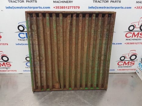 John Deere 1830, 2030, 2130, 2440, 2640 Side Grille, Grill Panel Ar72950 - Rešetka: slika 1 John Deere 1830, 2030, 2130, 2440, 2640 Side Grille, Grill Panel Ar72950 - Rešetka: slika 1