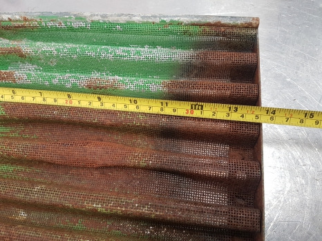 John Deere 2040, 1630, 1030, 2240 Side Grille, Grill Panel Ar72949 , At19981 - Rešetka: slika 5 John Deere 2040, 1630, 1030, 2240 Side Grille, Grill Panel Ar72949 , At19981 - Rešetka: slika 5