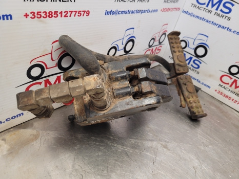 John Deere 3050, 3350, 3040 Sg2 Cab Brake Master Cylinder, Pedal Kit Al33145 - Zavorni deli za Kmetijski stroj: slika 3 John Deere 3050, 3350, 3040 Sg2 Cab Brake Master Cylinder, Pedal Kit Al33145 - Zavorni deli za Kmetijski stroj: slika 3