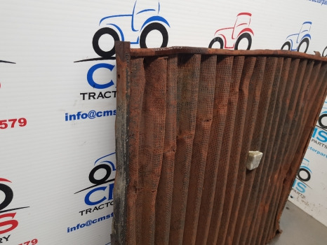 John Deere 3050, 3350, 3650, 3055. 2955 Side Grille, Grill Panel Damaged Al67191 - Rešetka: slika 3 John Deere 3050, 3350, 3650, 3055. 2955 Side Grille, Grill Panel Damaged Al67191 - Rešetka: slika 3